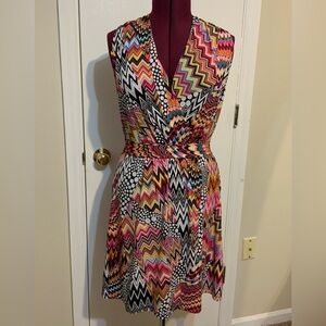 NWOT Multicolored criss cross front and back Casual midi Dress